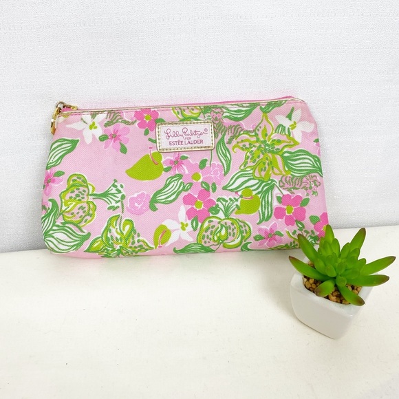 Lilly Pulitzer Accessories - Lilly Pulitzer for Estee Lauder Makeup Bag